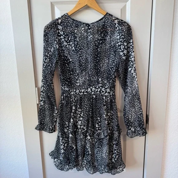 Lulus Love Me Right Black Floral Print Long Sleeve Tiered Mini Dress Size XS - Picture 8 of 9